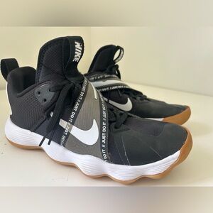 Nike Hyperset Sneakers W8.5